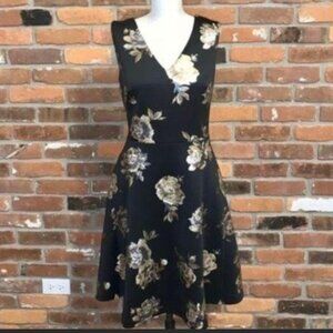 White House Black Market Black And Gold Floral Fit N Flare Dress Size 6